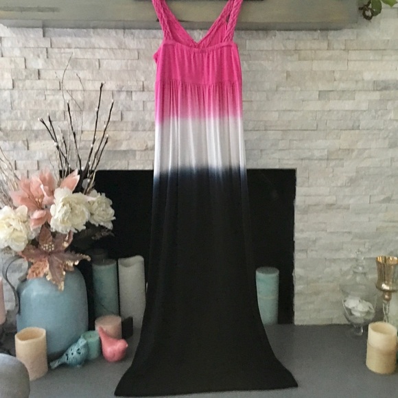 TIE DYED MAXI DRESS SIZE MEDIUM & XLARGE - Picture 3 of 5
